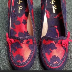 •Vintage style women’s shoes